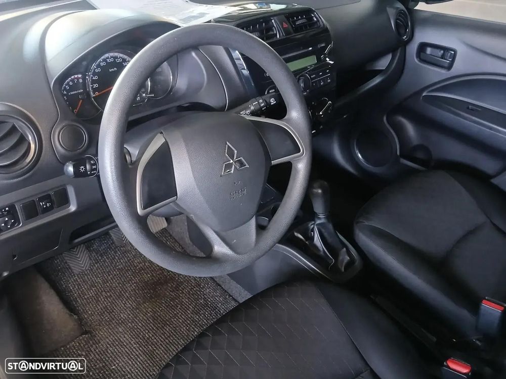 Mitsubishi Space Star 1.0 - 12