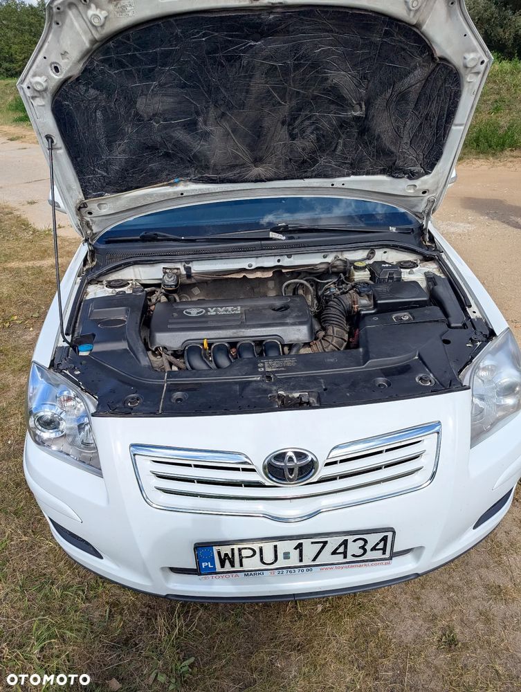 Toyota Avensis 1.8 VVT-i Terra - 14