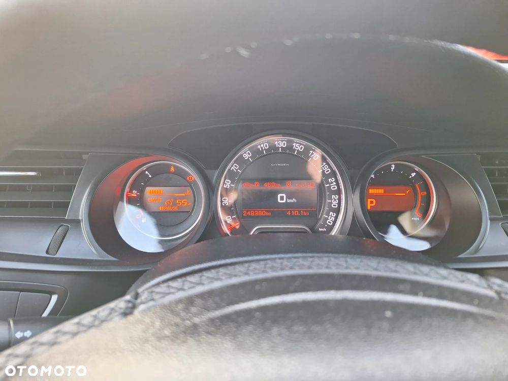 Citroën C5 Tourer HDi 165 FAP Exclusive - 17