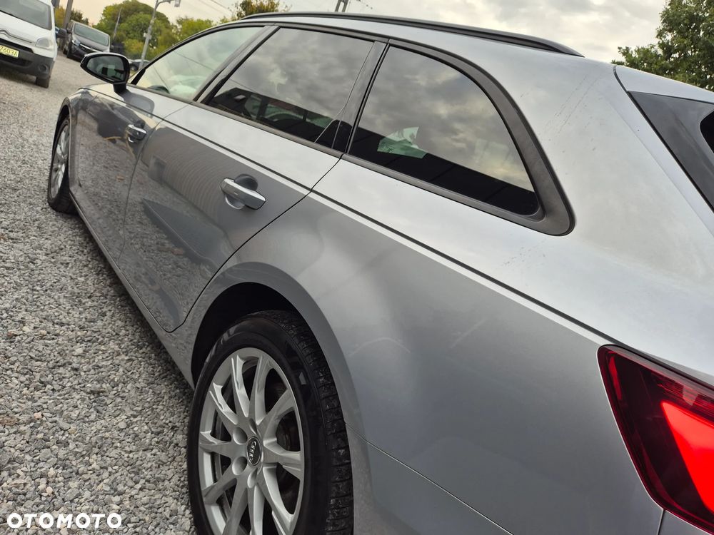 Audi A4 Avant 2.0 TDI ultra S tronic design - 22
