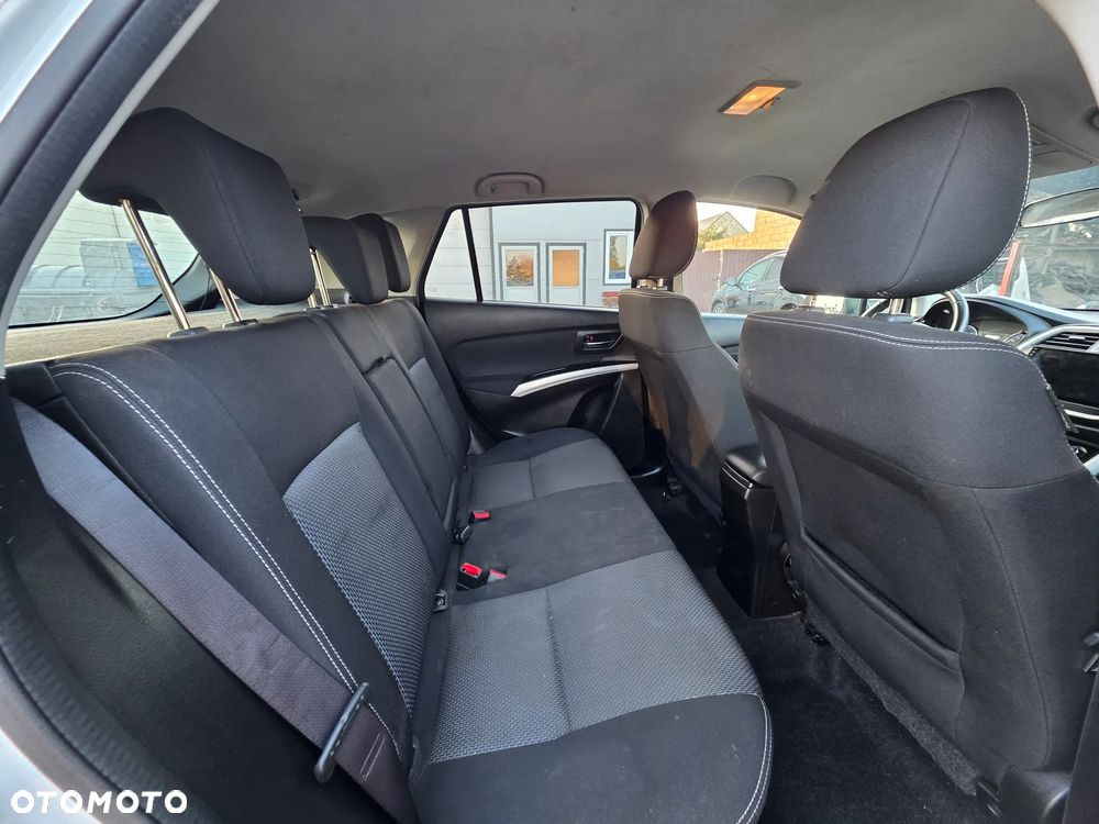 Suzuki SX4 S-Cross 1.6 DDiS 4x4 Comfort - 13