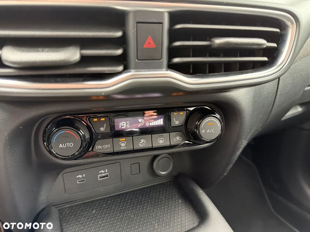 Nissan Juke 1.0 DIG-T Acenta - 22