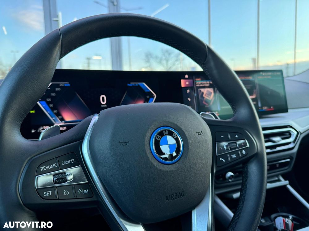 BMW Seria 3 330e AT PHEV - 19