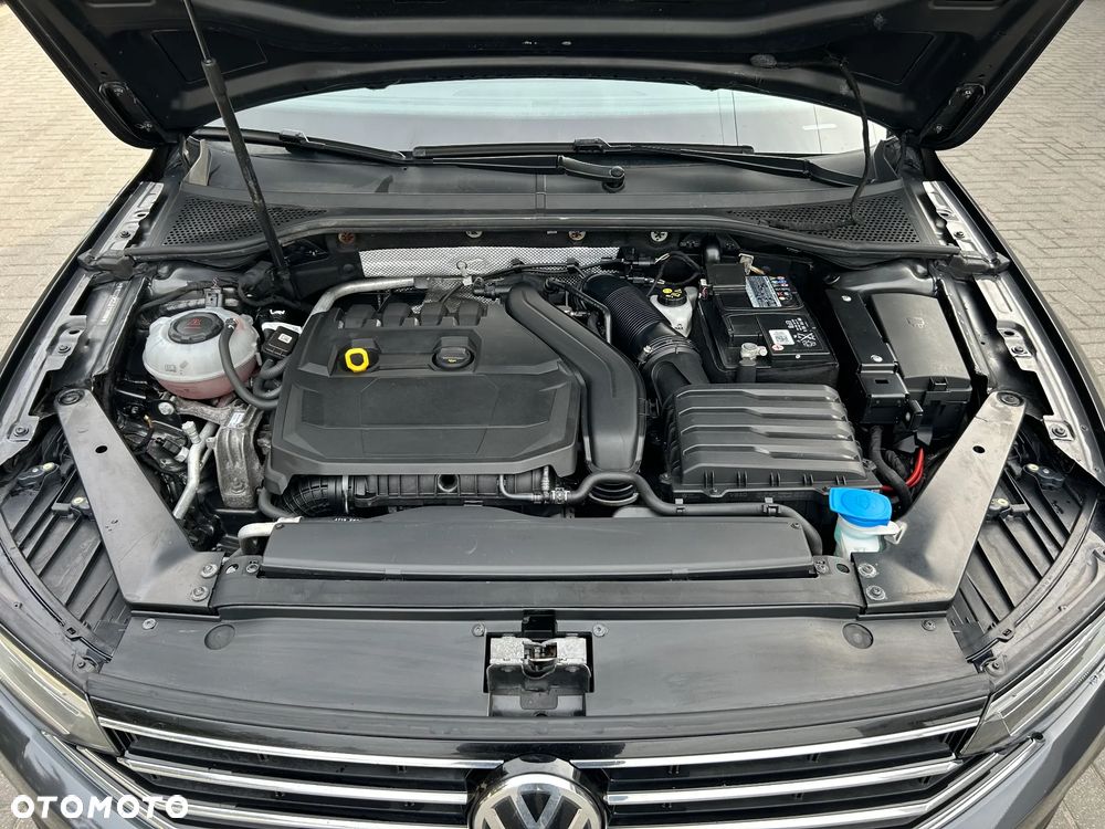 Volkswagen Passat 1.5 TSI EVO Comfortline - 17