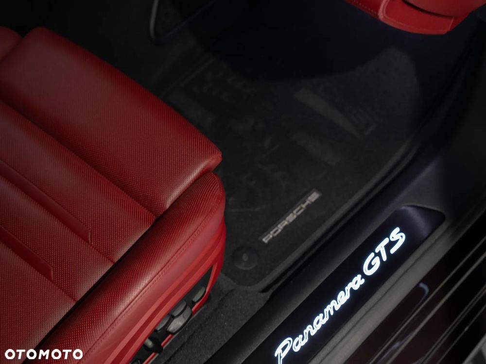 Porsche Panamera GTS - 29