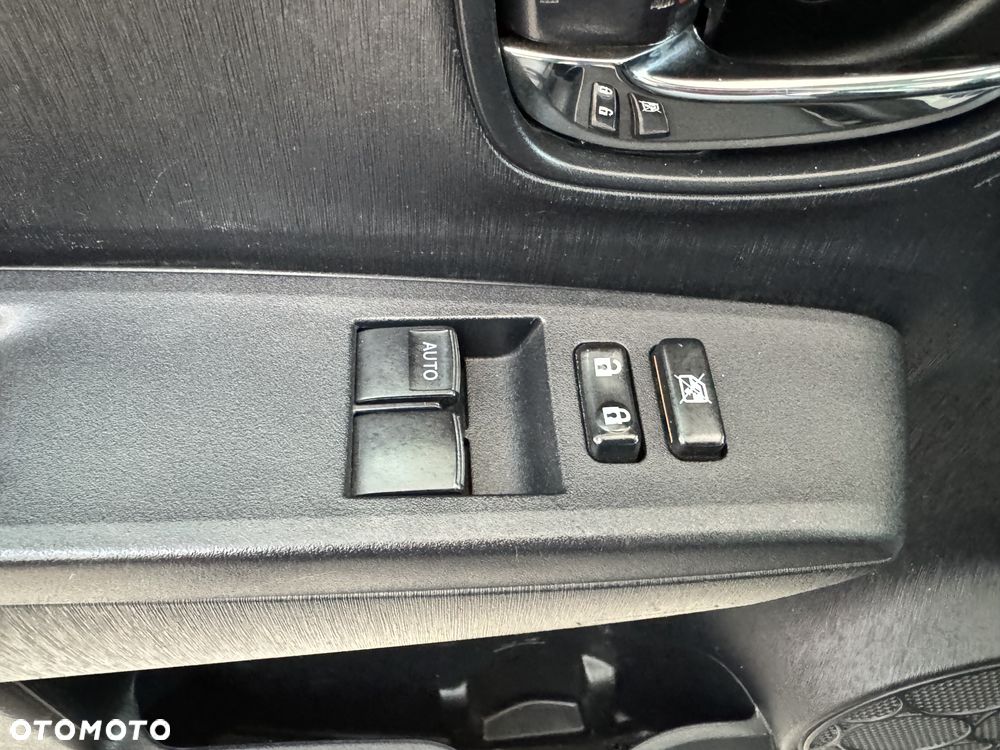 Toyota Yaris 1.33 Prestige - 14