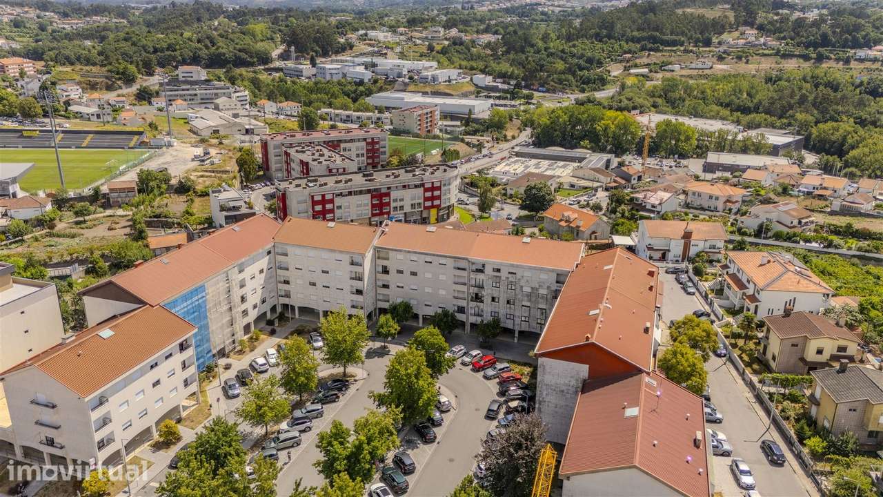 Excelente Apartamento T3 (Original T4) remodelado e com arrumo no Cora - Grande imagem: 4/33