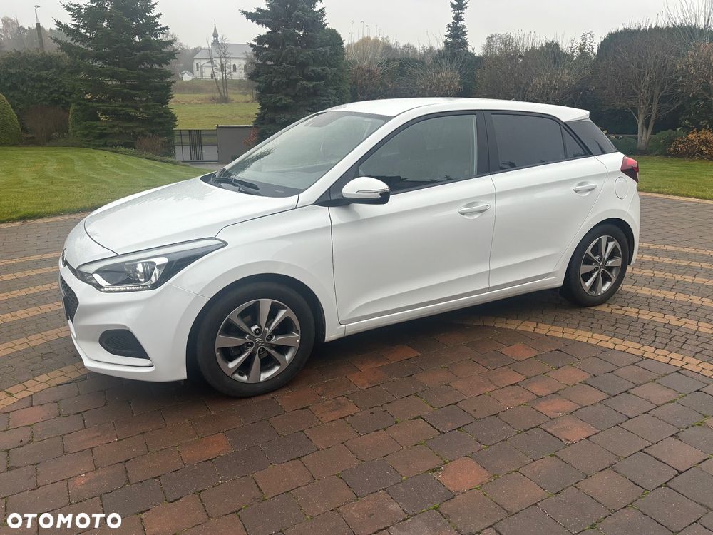 Hyundai i20 blue 1.2 Style - 1