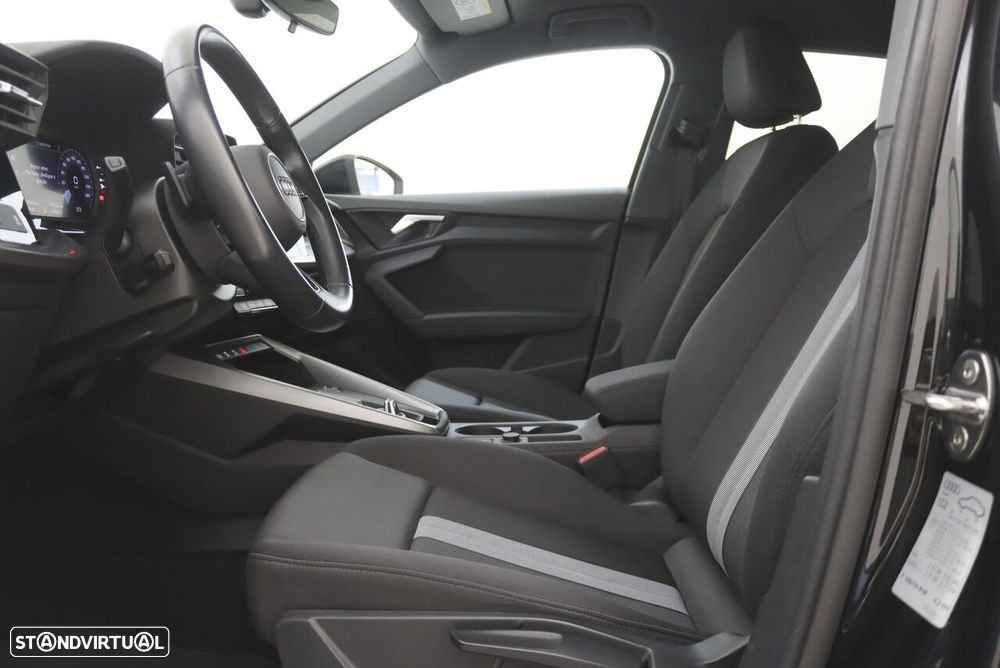 Audi A3 Sportback 30 TFSI S tronic - 4