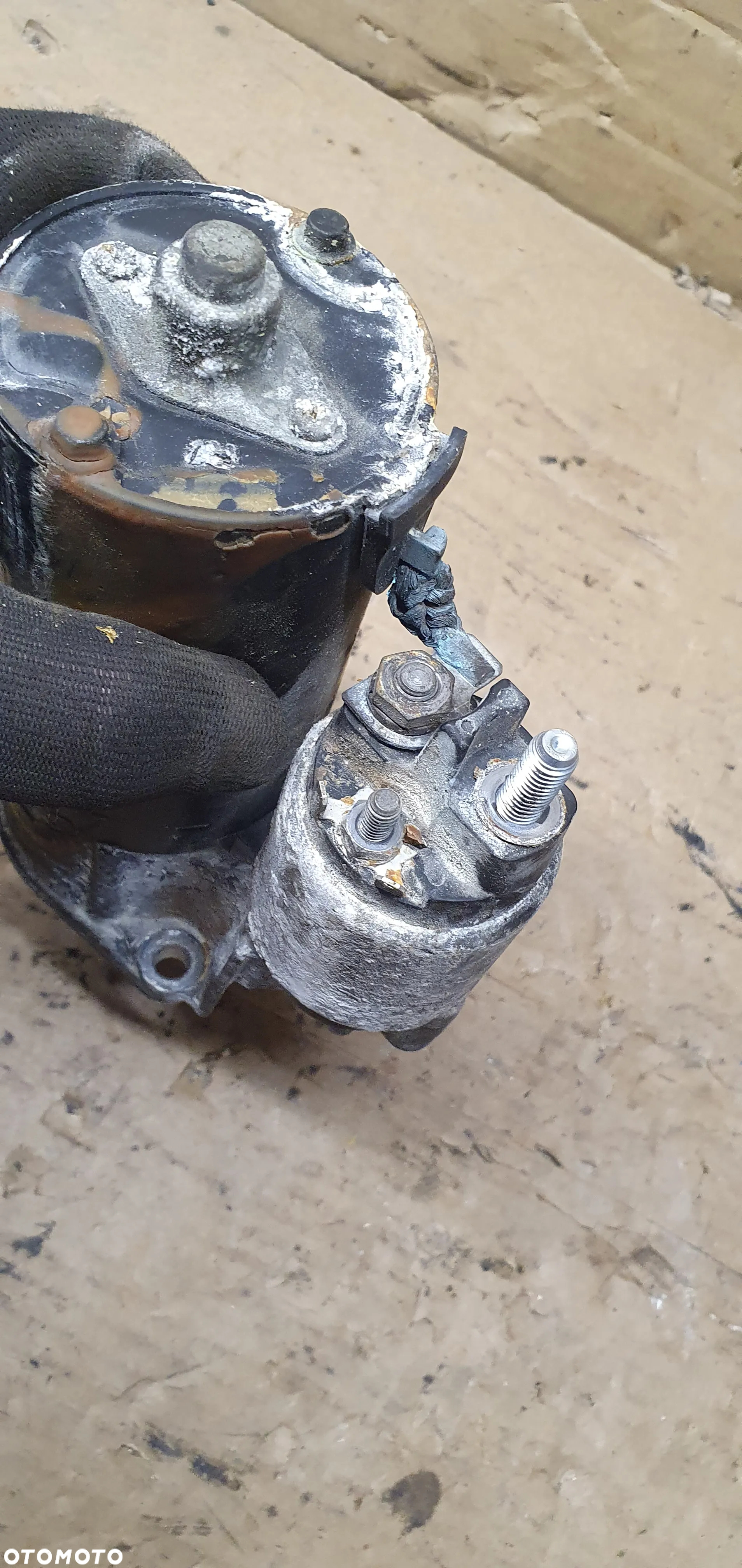 Rozrusznik starter silnika Mercedes B-Klasa W245 2.0 CDI A0051517401 - 5