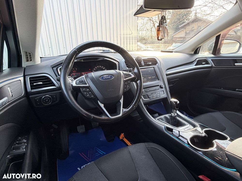 Ford Mondeo 2.0 TDCI ECOnetic Start-Stopp Titanium - 22