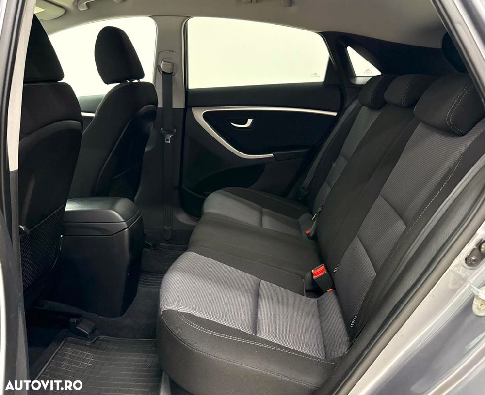 Hyundai i30 1.4 MPi Highway Heat+ - 20