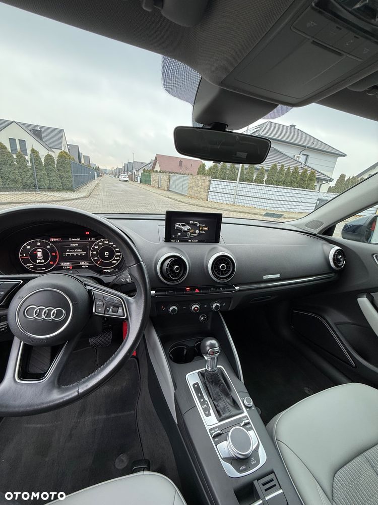 Audi A3 Sportback 2.0 TDI S tronic - 19