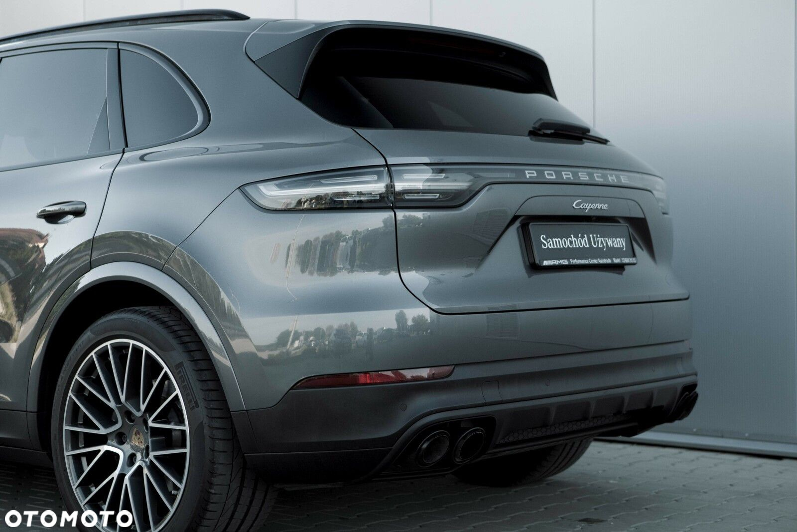 Porsche Cayenne - 16