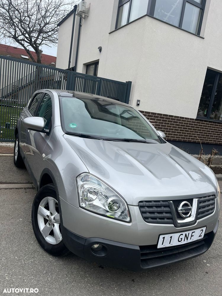 Nissan Qashqai 2.0 DCI 4 x 4 DPF Aut tekna - 1