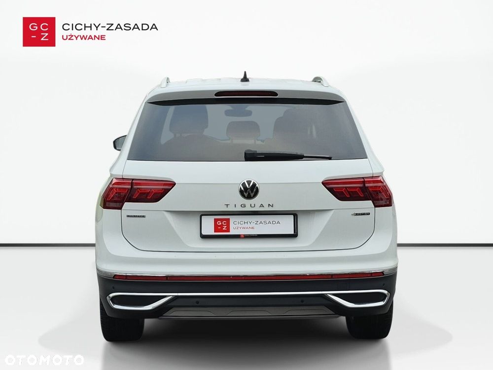 Volkswagen Tiguan Allspace 2.0 TSI 4Mot Elegance DSG - 4