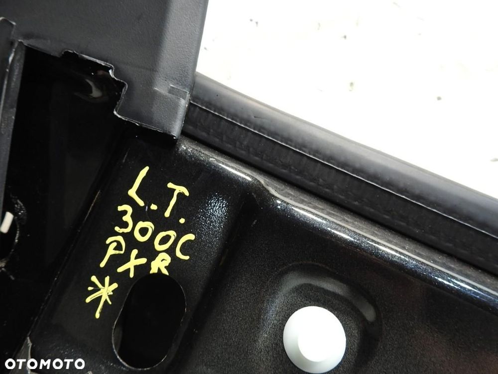 DRZWI LEWY TYŁ PXR CHRYSLER 300C - 2