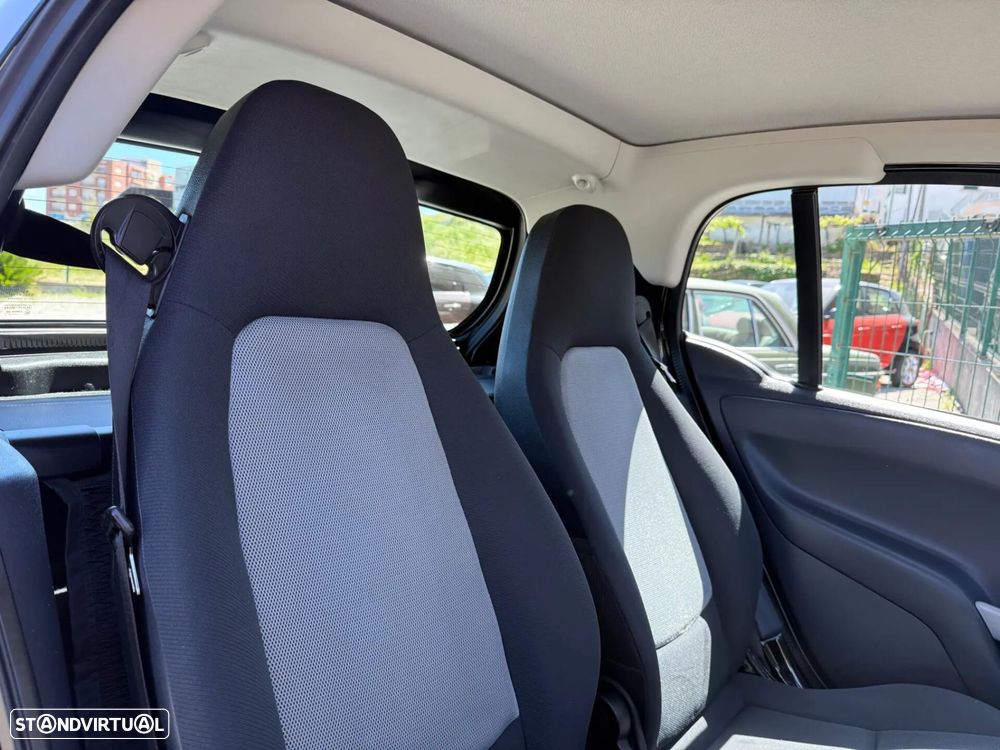 Smart ForTwo Coupé 1.0 mhd Pure 61 - 27