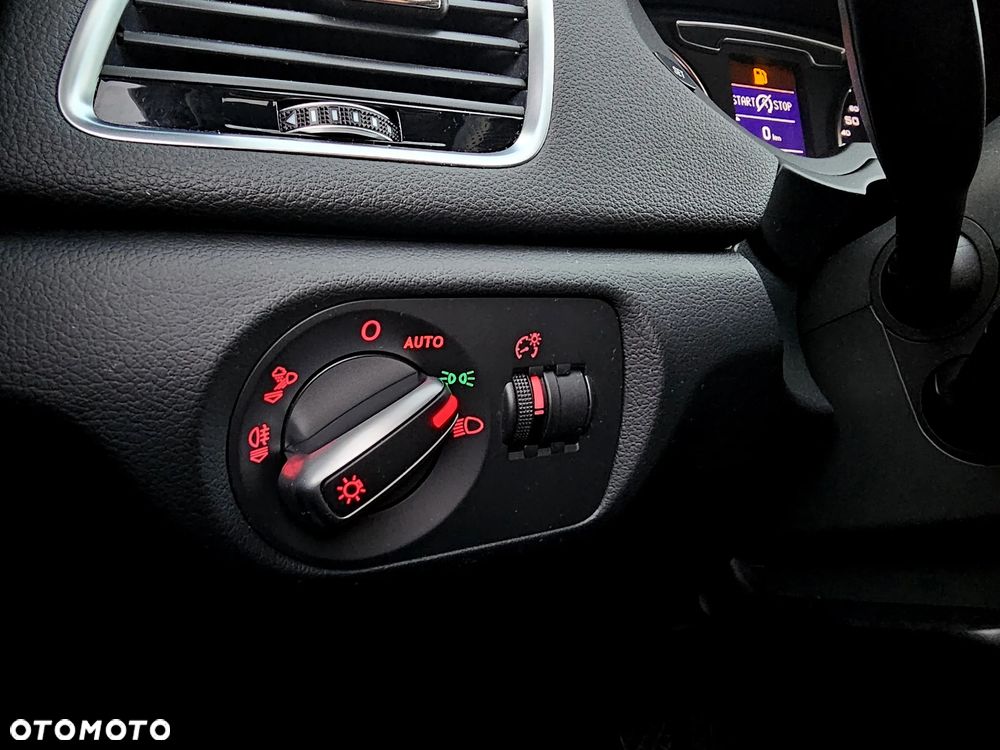 Audi Q3 2.0 TDI Sport - 15