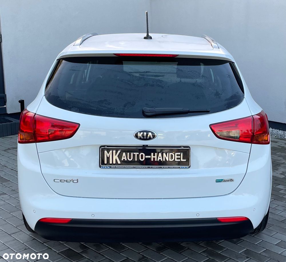 Kia Ceed - 5
