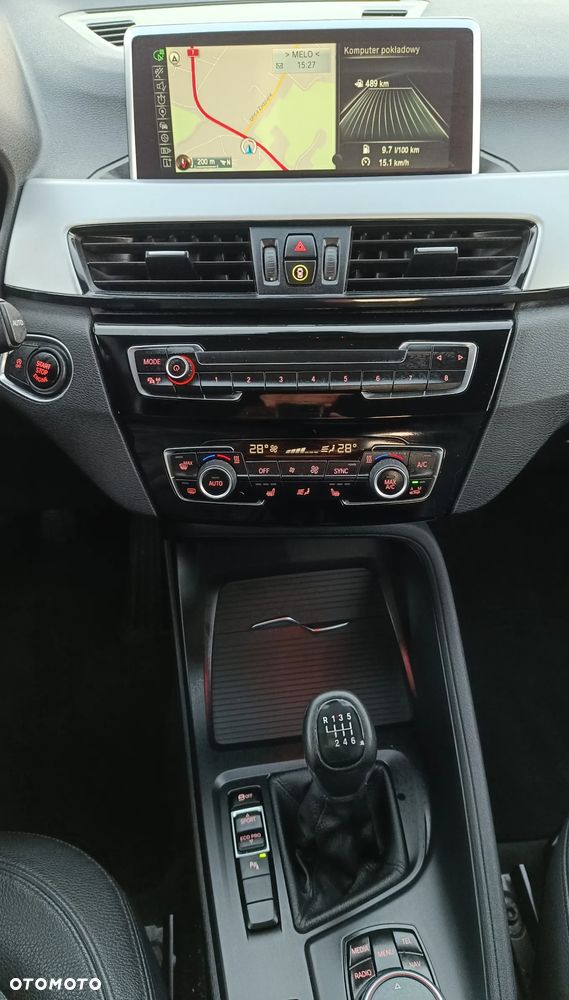 BMW X1 sDrive16d Sport Line - 16