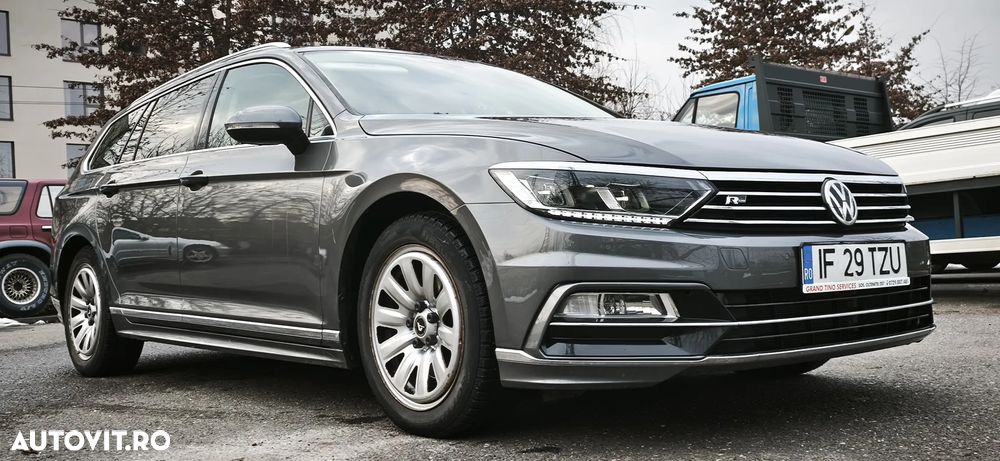 Volkswagen Passat - 2