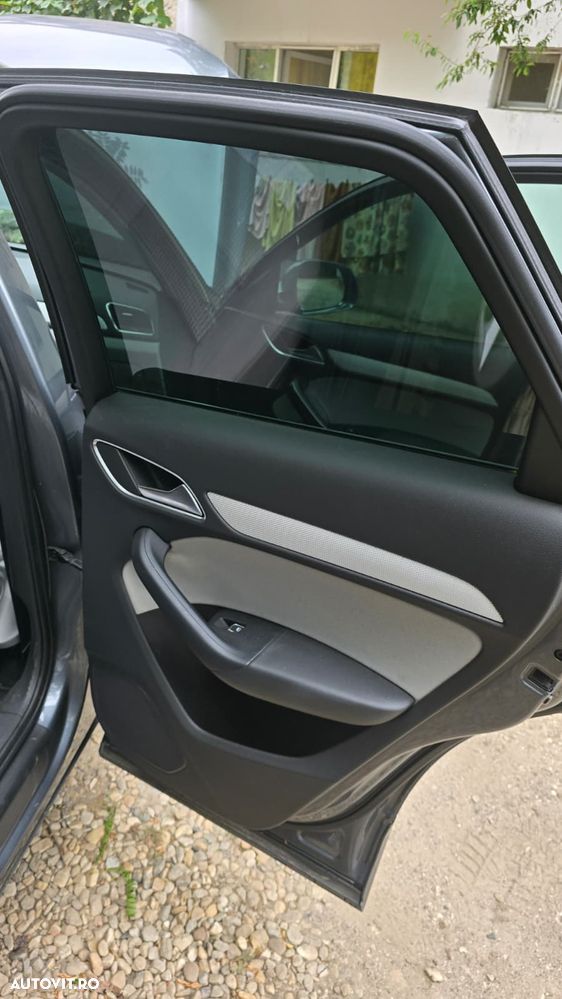 Audi Q3 2.0 TDI Quattro S tronic - 19