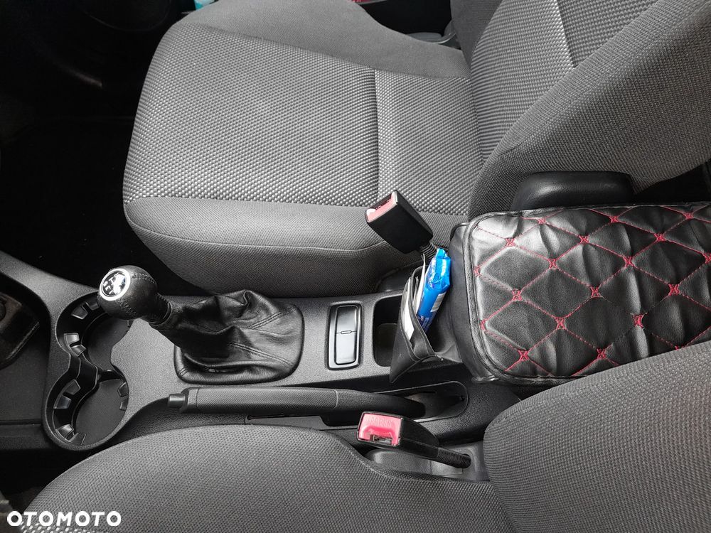 Kia Sportage 2.0 2WD Champ - 29