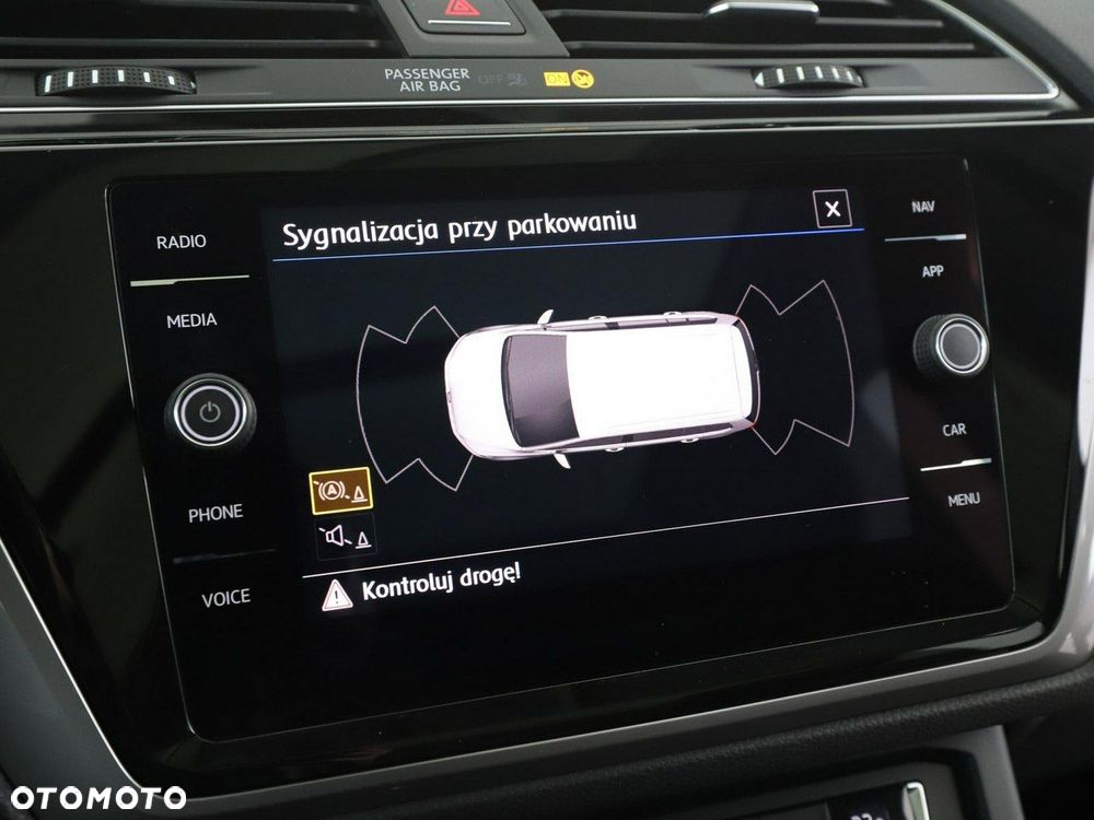 Volkswagen Touran 1.4 TSI (BlueMotion Technology) DSG Comfortline - 24