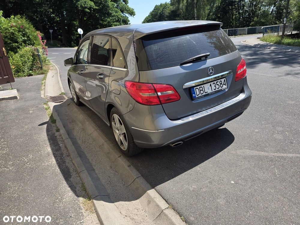 Mercedes-Benz Klasa B 180 CDI (BlueEFFICIENCY) - 3