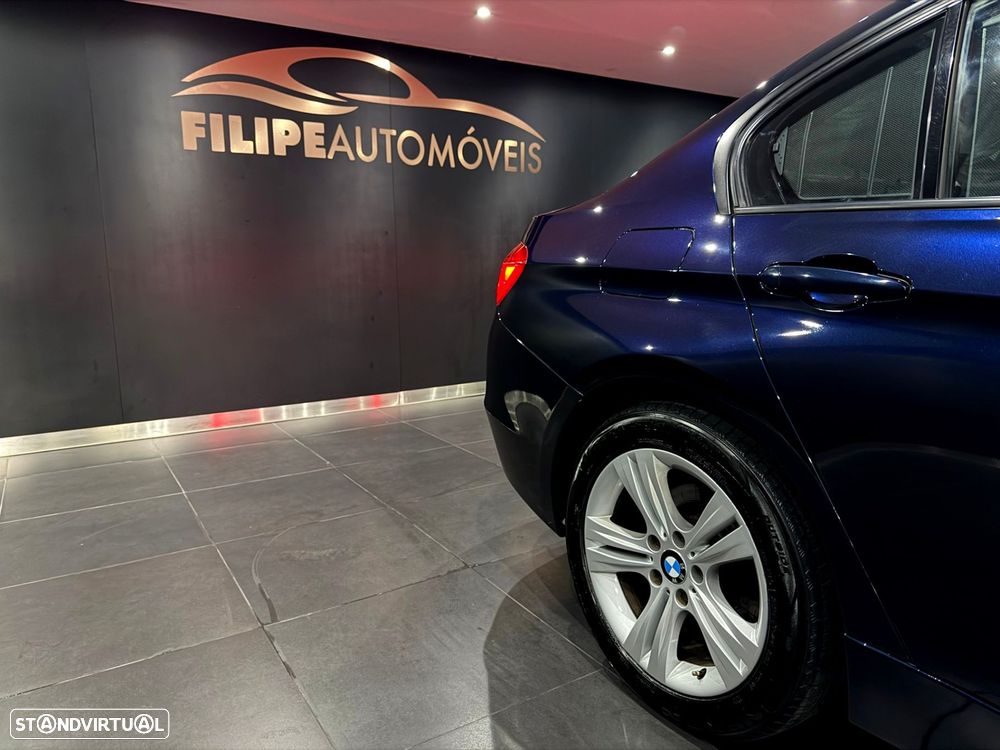 BMW 320 d Line Sport - 39