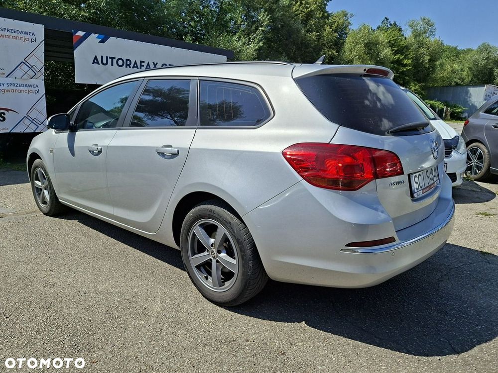 Opel Astra 1.4 Turbo - 8