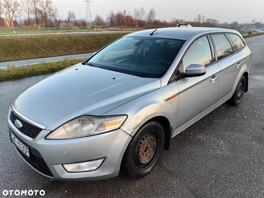 Ford Mondeo 2.0 Ambiente - 1