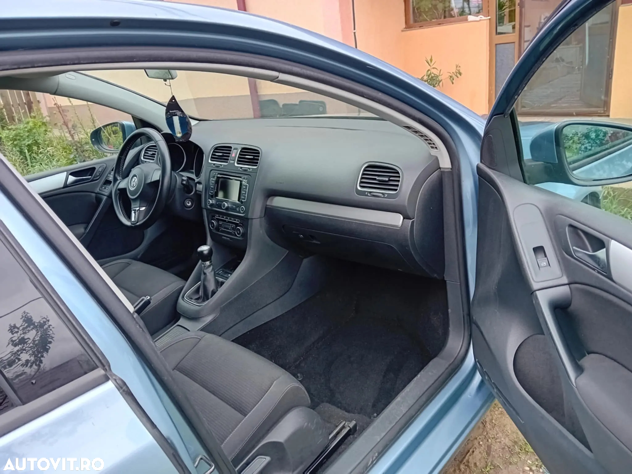 Volkswagen Golf - 4