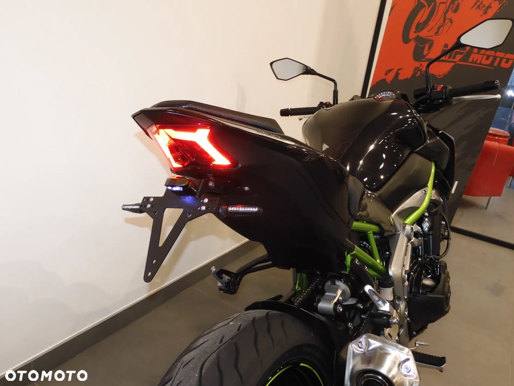 Kawasaki Z 900 - 10