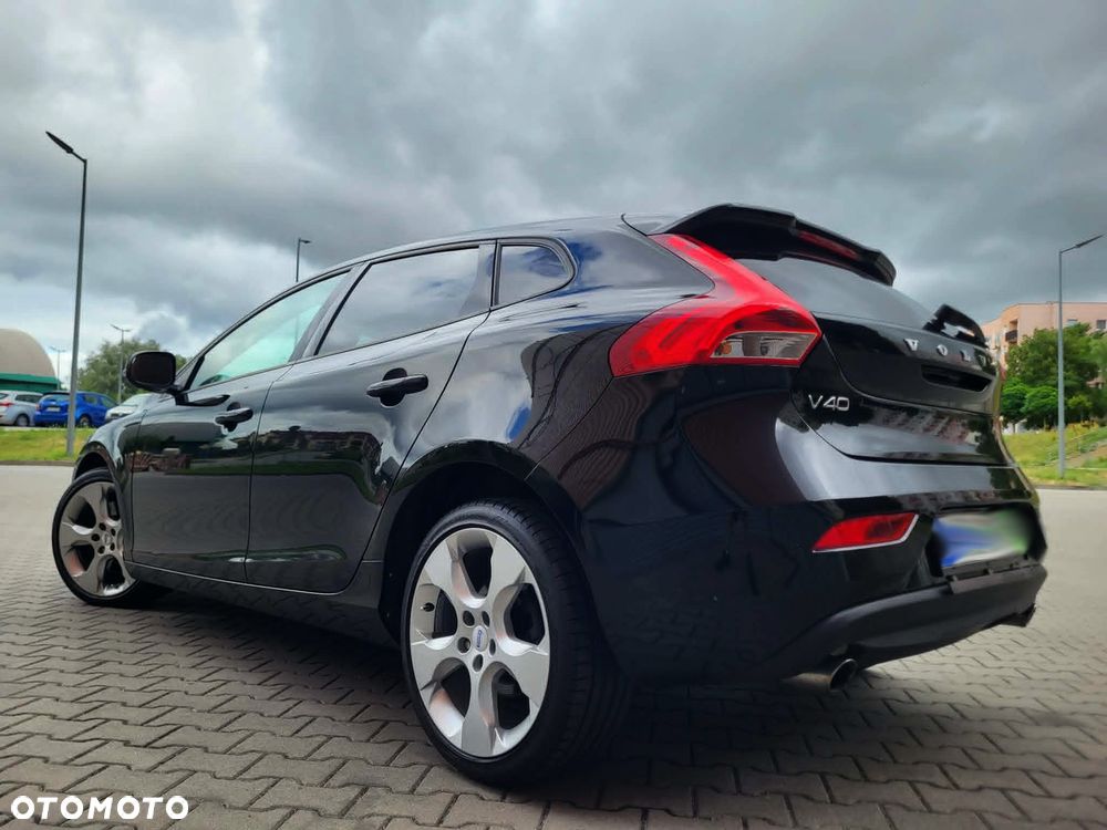 Volvo V40 D3 Geartronic Momentum - 6