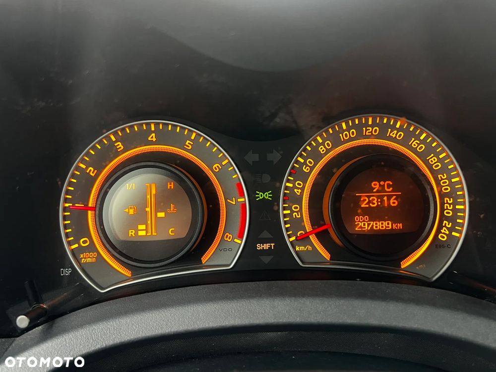 Toyota Auris 1.6 Executive - 7