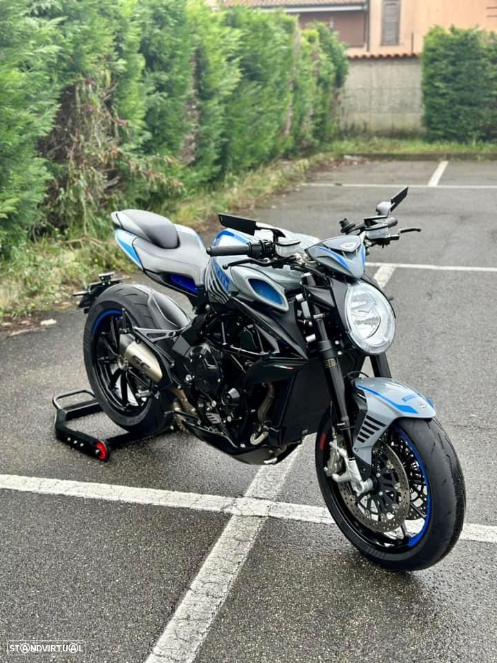 MV Agusta Brutale 800 RR Pirelli Edition - 3