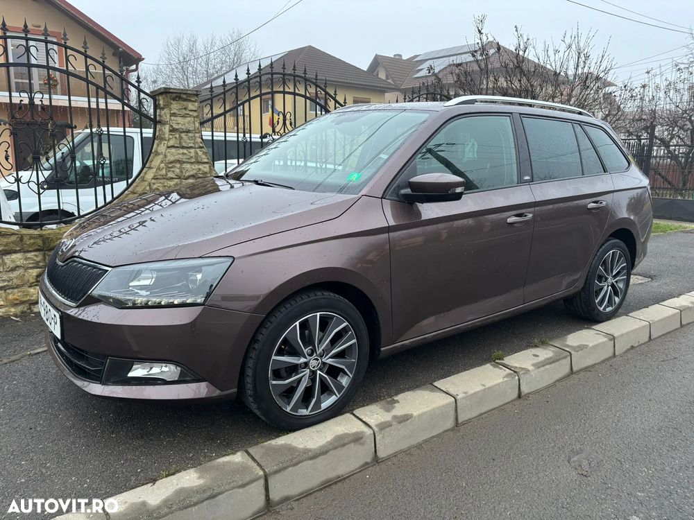 Skoda Fabia Combi 1.2 TSI Cool Edition Red & Grey - 1