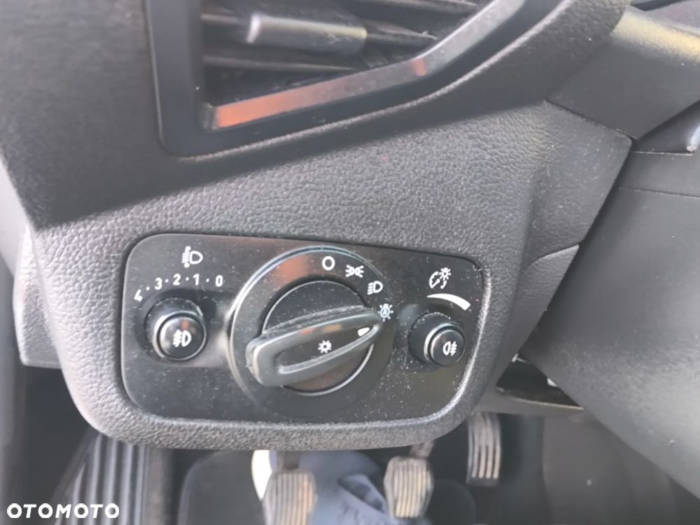 Ford Kuga 2.0 TDCi FWD Titanium - 26