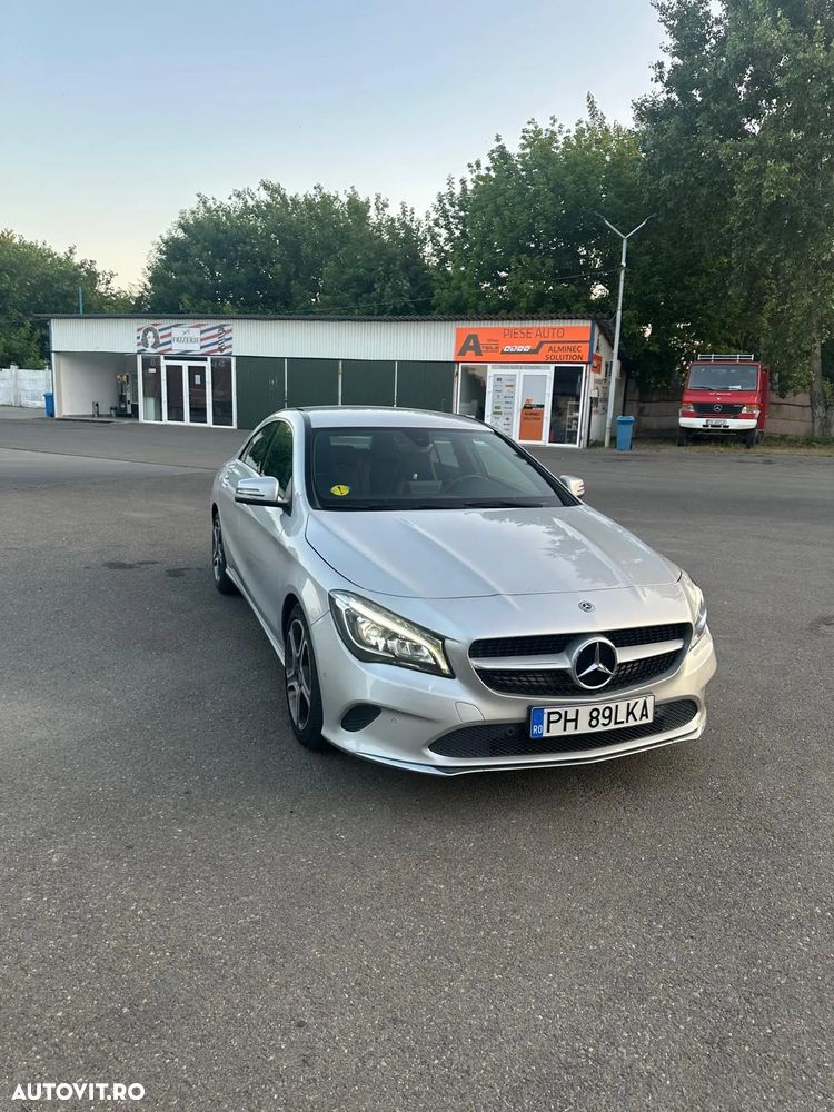 Mercedes-Benz CLA 180 7G-DCT - 2