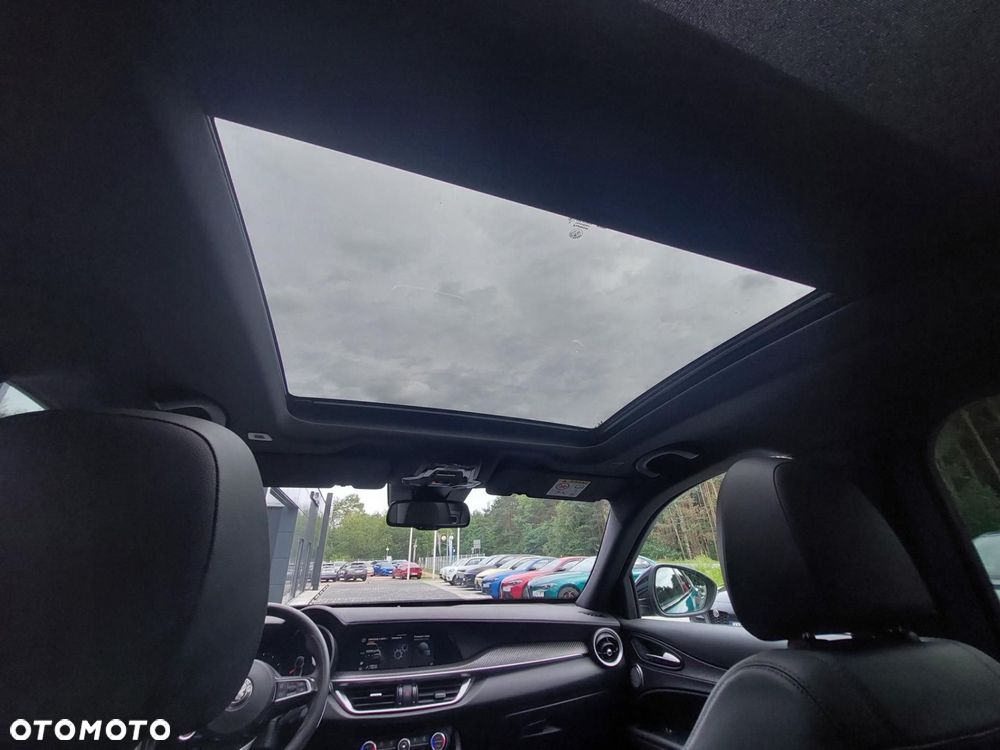 Alfa Romeo Stelvio 2.9 Bi Turbo V6 Quadrifoglio Q4 - 34