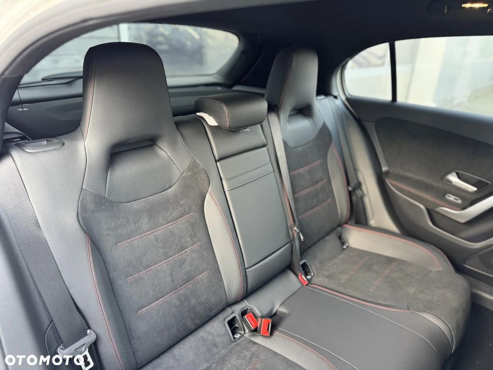 Mercedes-Benz Klasa A 200 7G-DCT Advanced AMG Line - 13