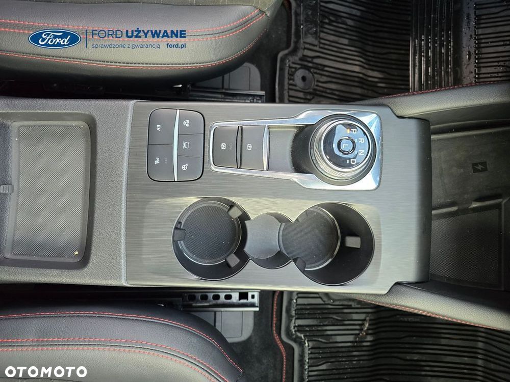 Ford Kuga - 15
