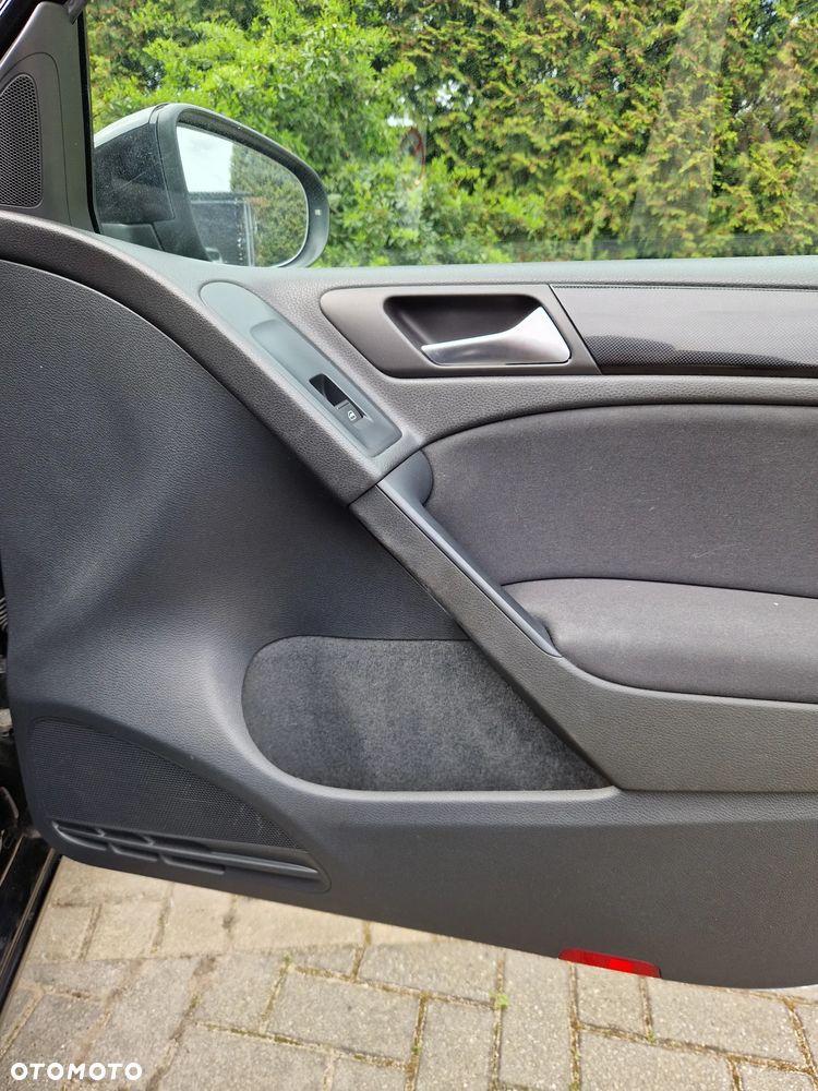 Volkswagen Golf 1.6 TDI Comfortline - 10