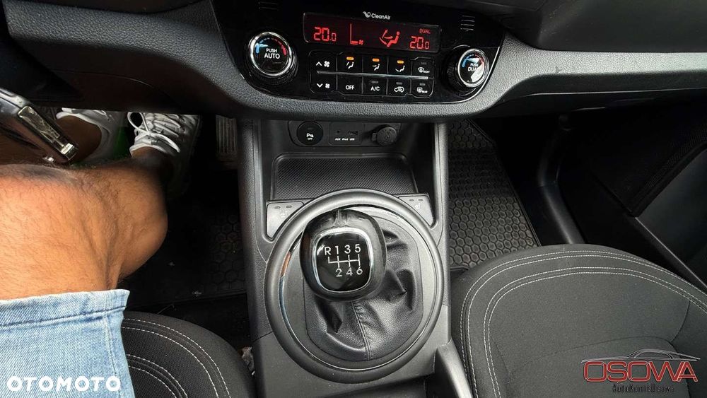 Kia Sportage - 11