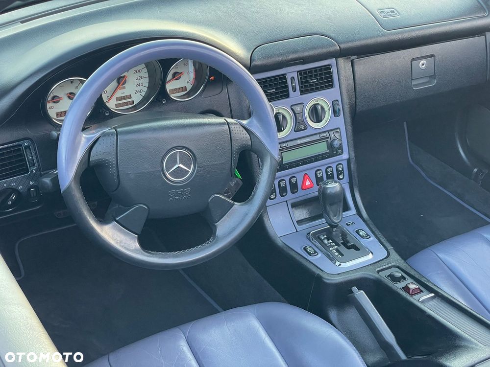 Mercedes-Benz SLK - 12