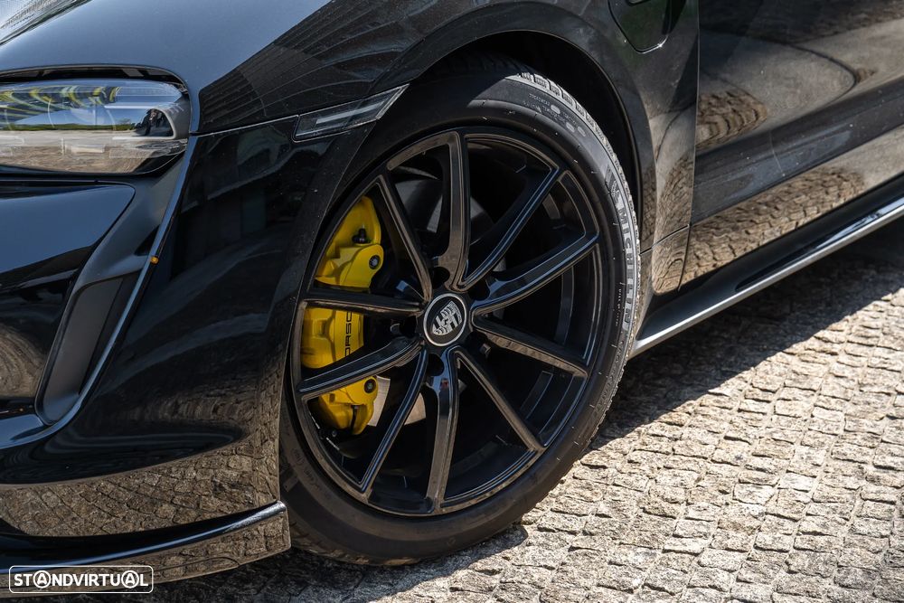 Porsche Taycan Standard - 3