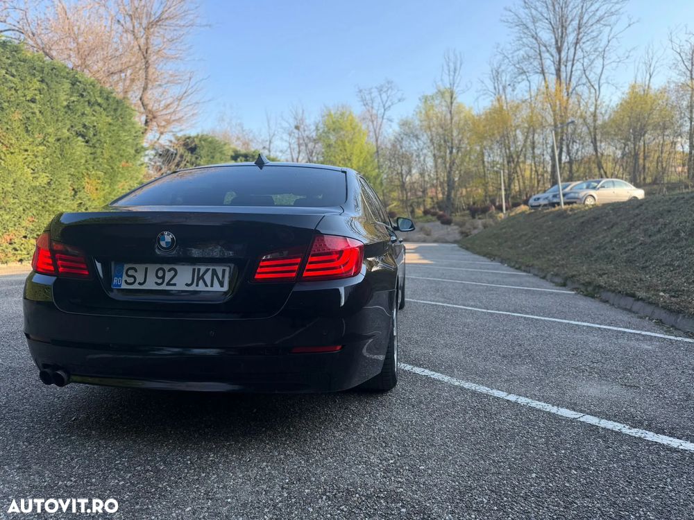BMW Seria 5 520d Blue Performance - 8