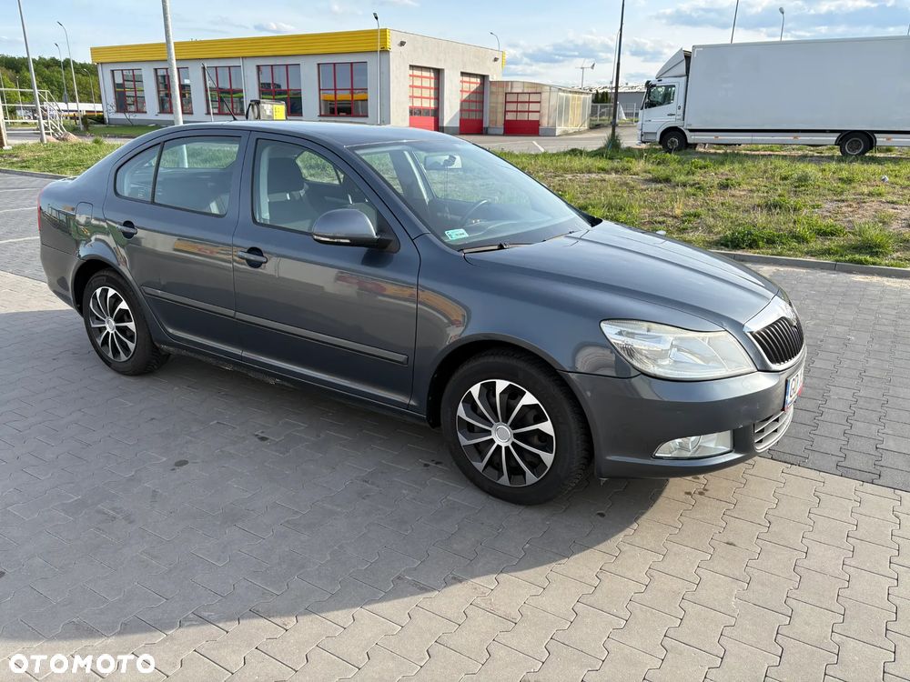 Skoda Octavia - 2